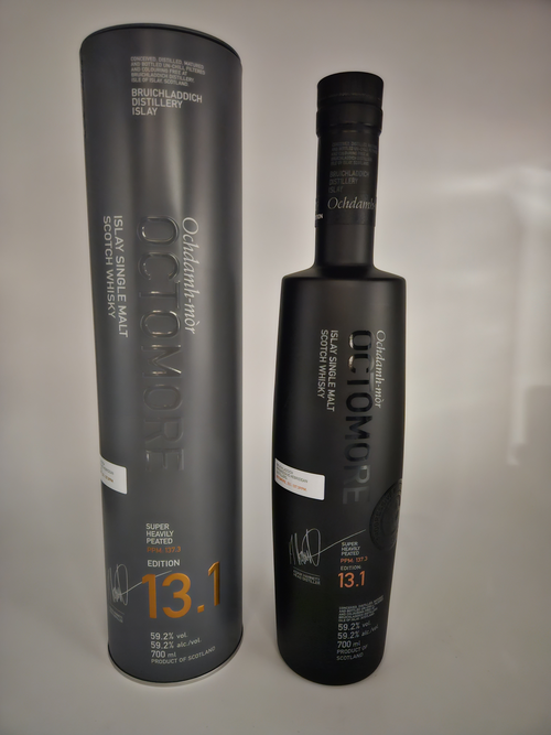 Bruichladdich Octomore 16.3 189.5 PPM
5 years old Bourbon, Sauternes und PX Fässer
Single Malt Scotch Whisky
(limitiert vorhanden)